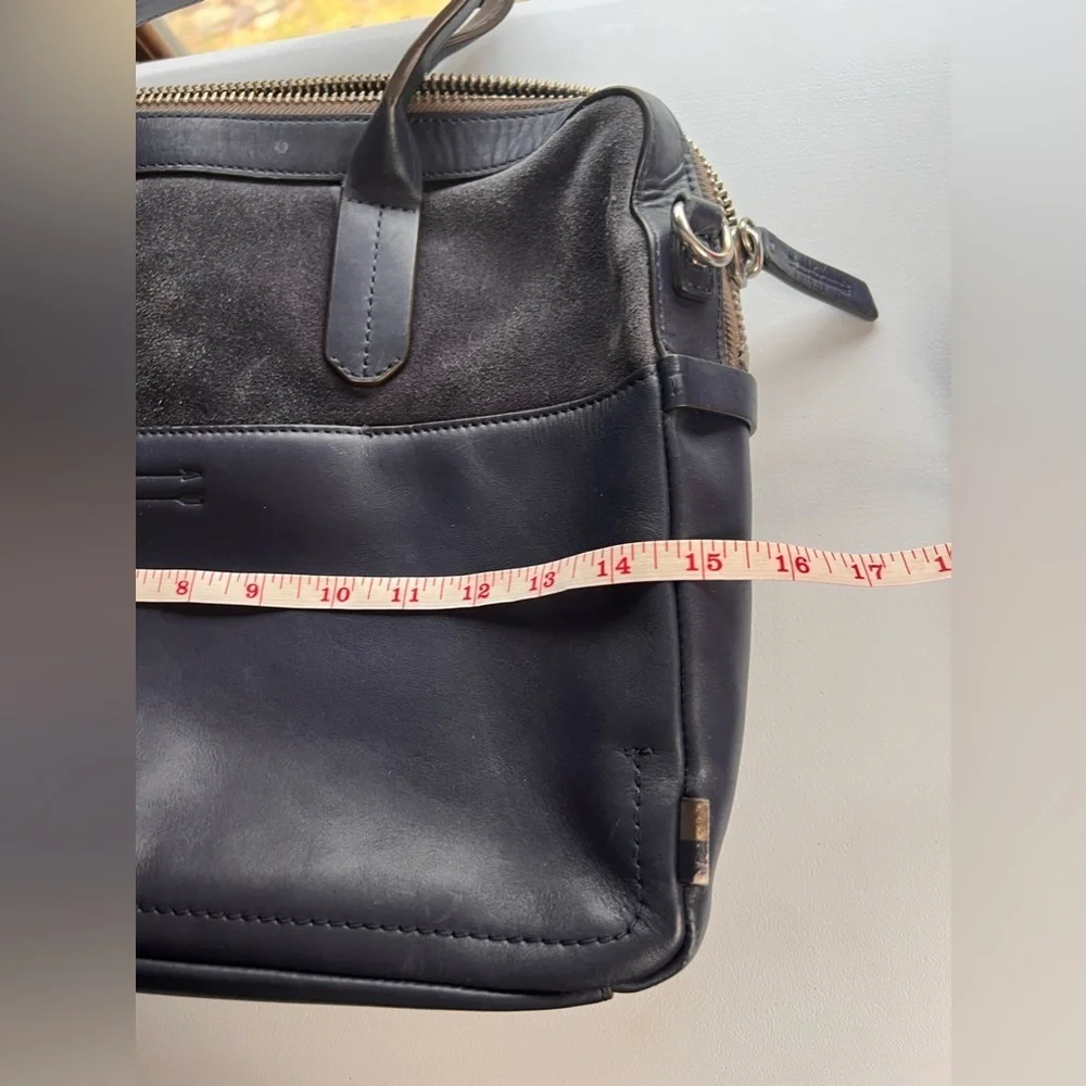 Uri Minkoff navy blue briefcase folio navy blue leather w/shoulder strap